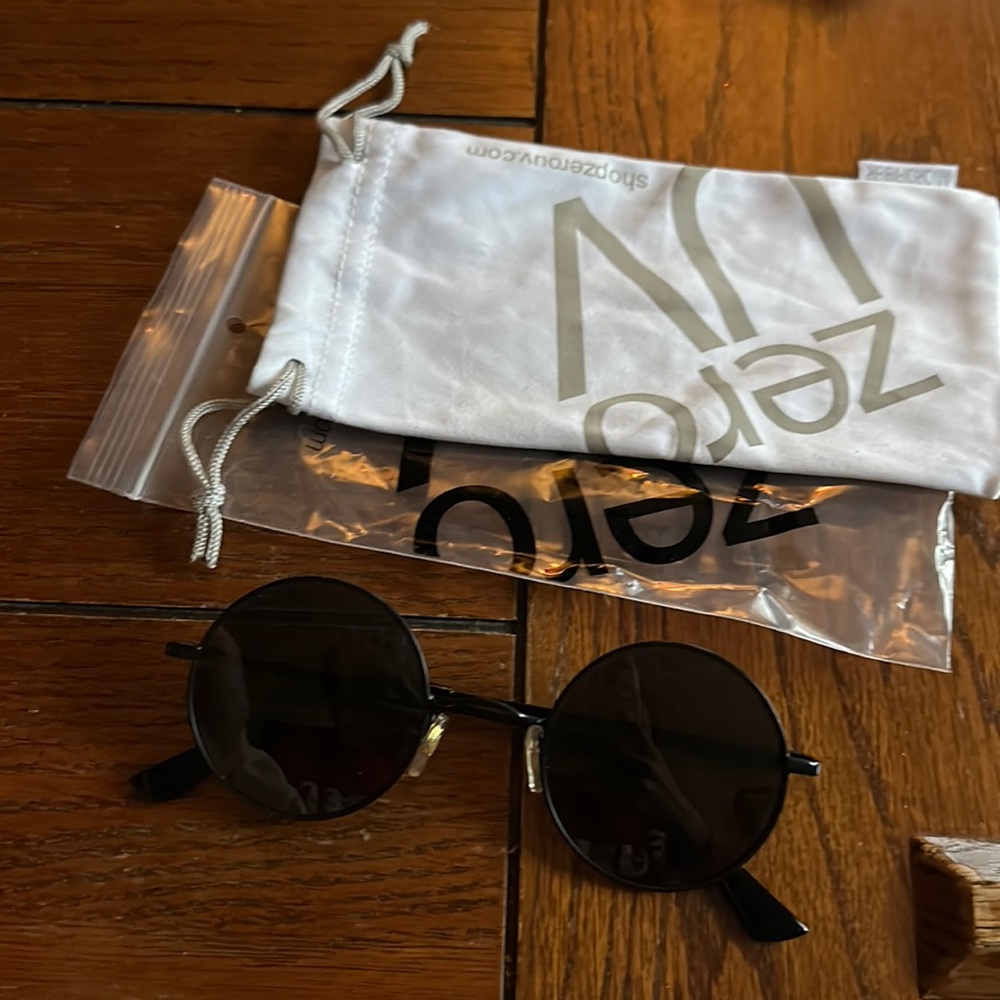 4pcs for $20 in my store ‼️Zero uv sunglasses